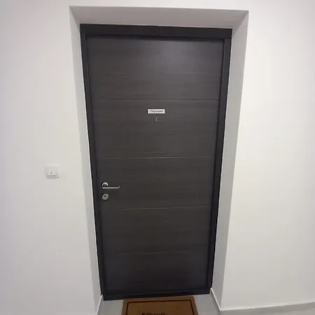 Jovana Appartement *